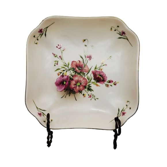 Charming 1988 COR Japan Hibiscus Octagonal Trinket Dish with Elegant Florals - Picture 2 of 4